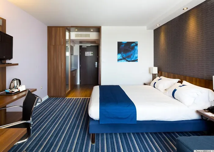 Holiday Inn Express Montpellier - Odysseum By Ihg