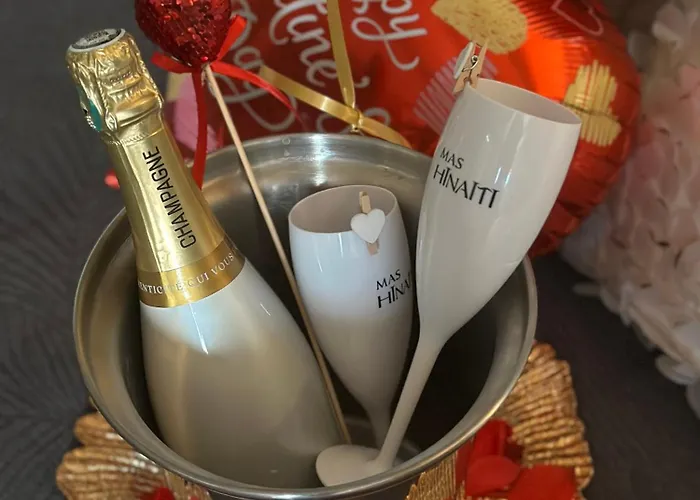Mas Hinaiti - Suite romantique avec Spa et écran géant de cinéma Montpellier
